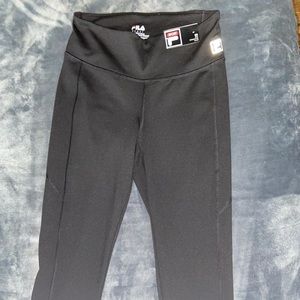 Fila capri, mid rise sport leggings